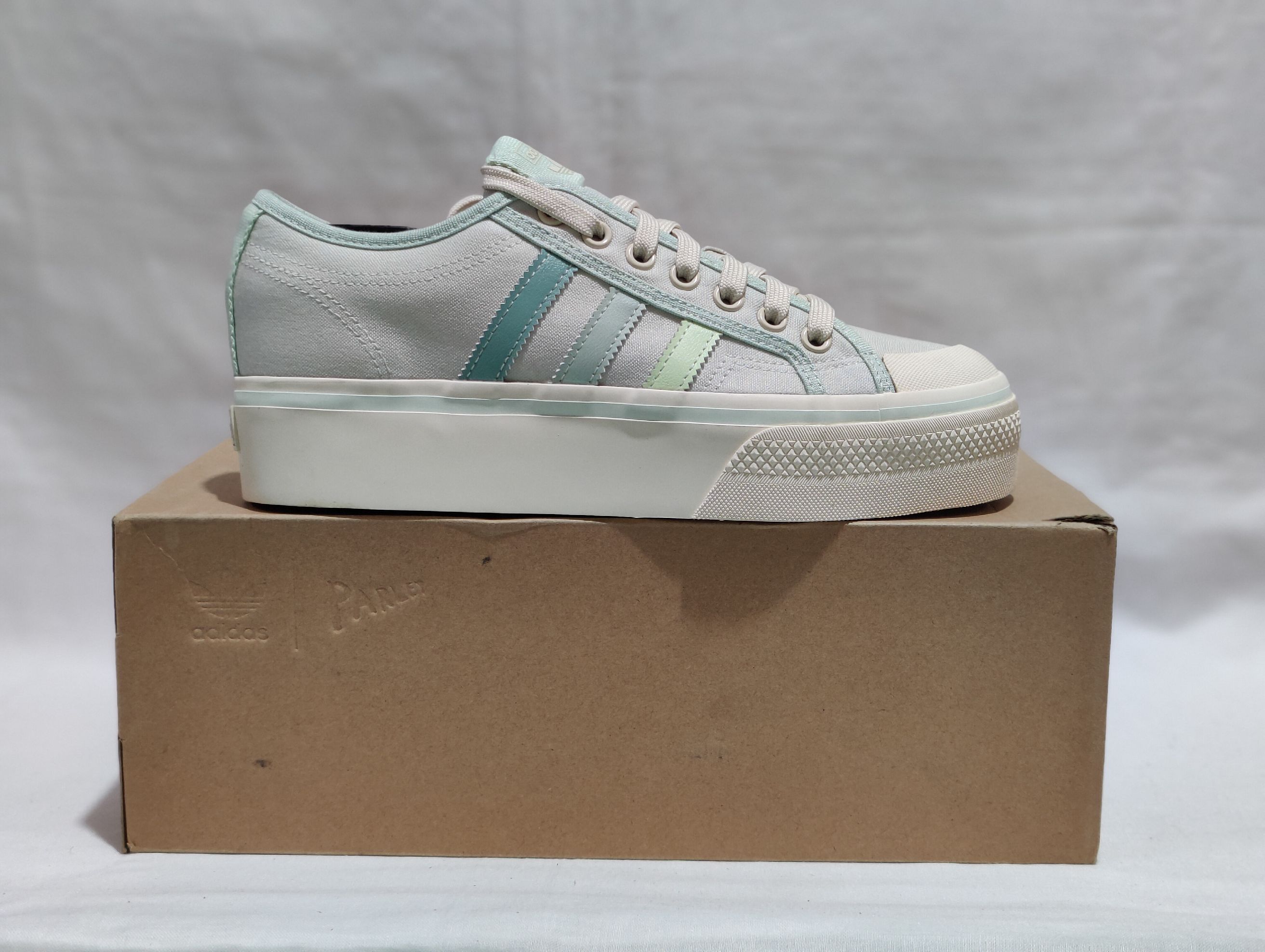 adidas nizza mint