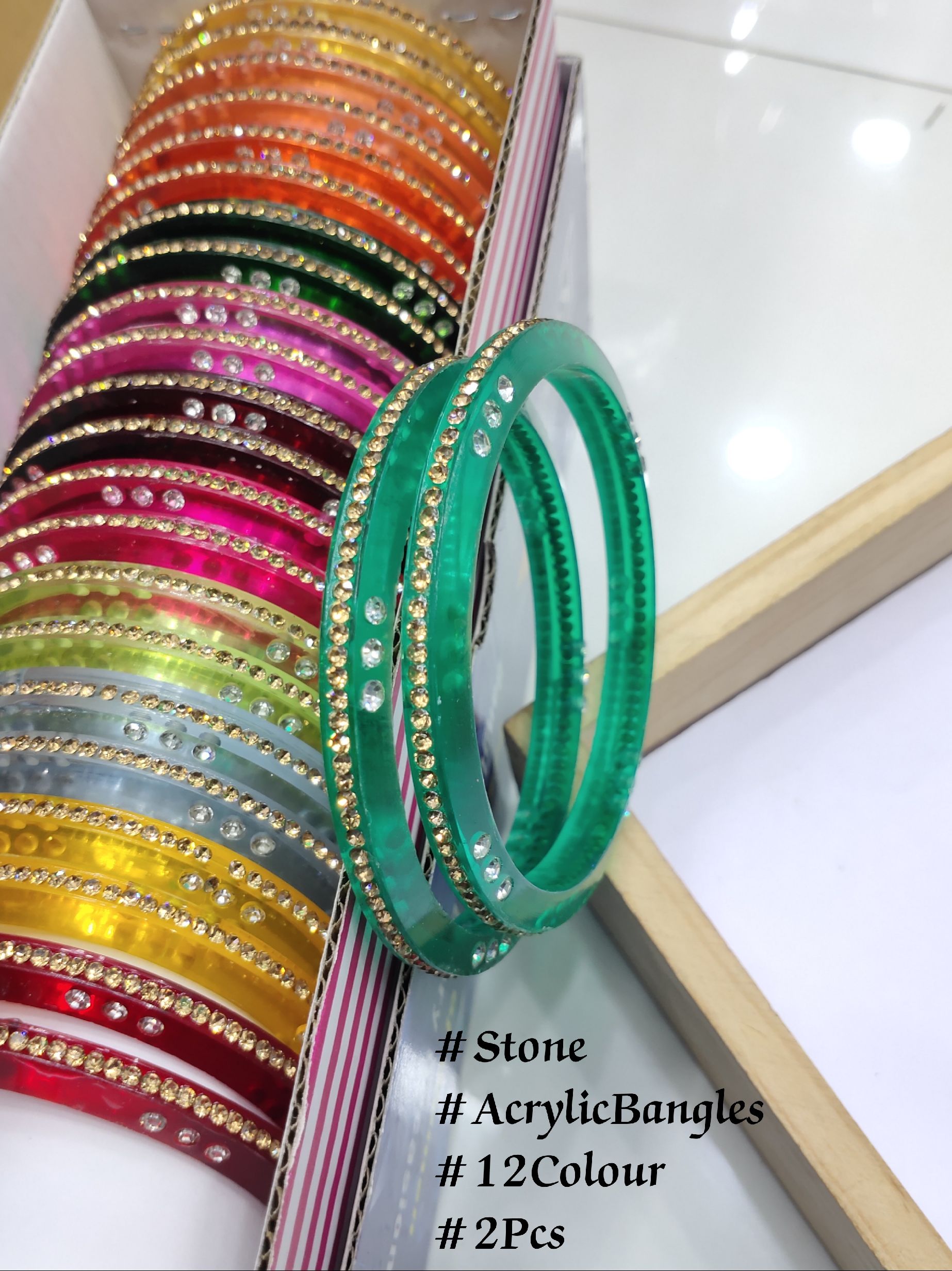Indiamart Green And Red Glass Bangles Suvitamara Red Bangles Glass