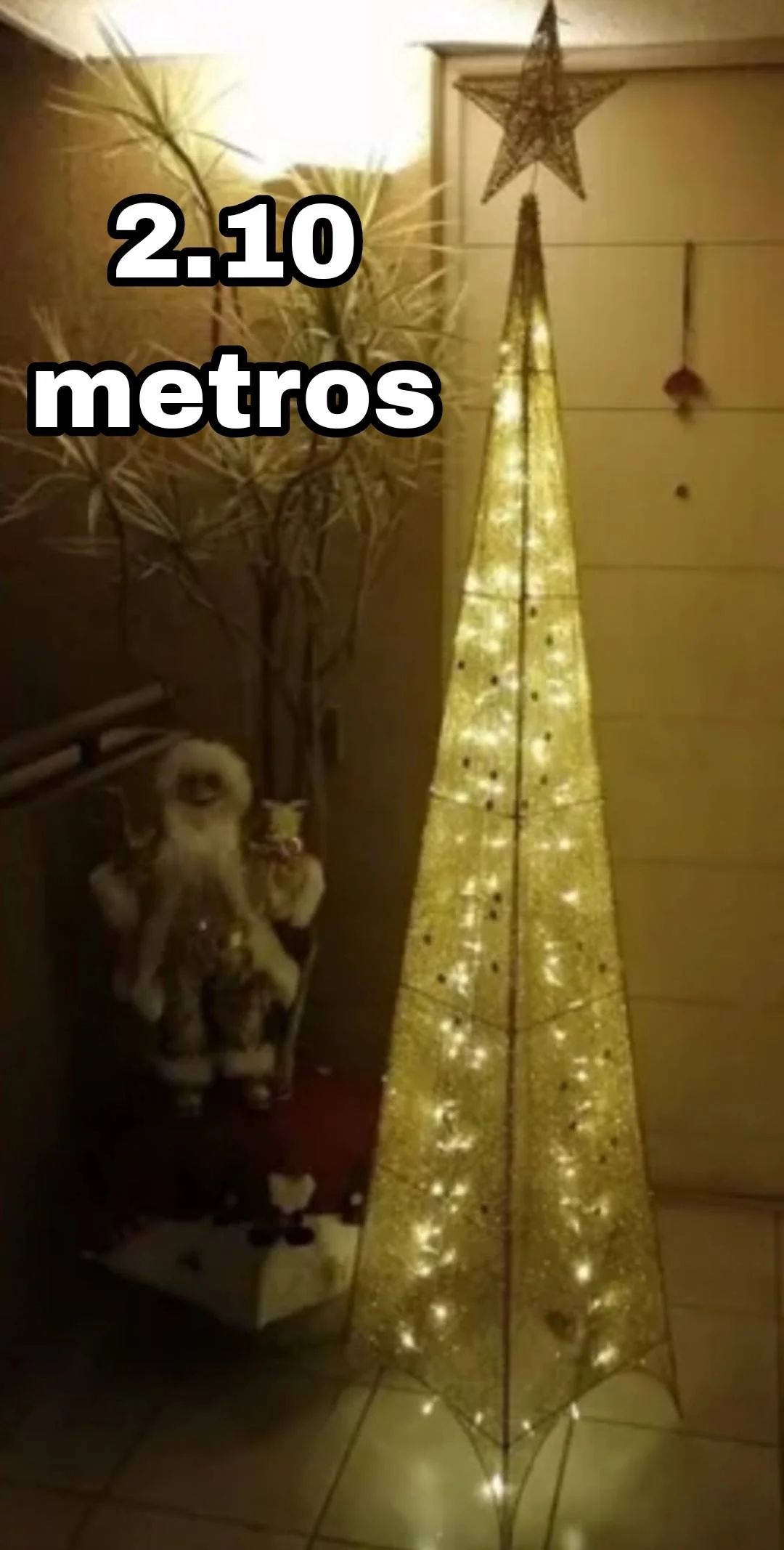 ARBOL PIRAMIDE 3 LADOS 2.10 MTS DORADO | "Tu Exito, nuestra Motivacion"