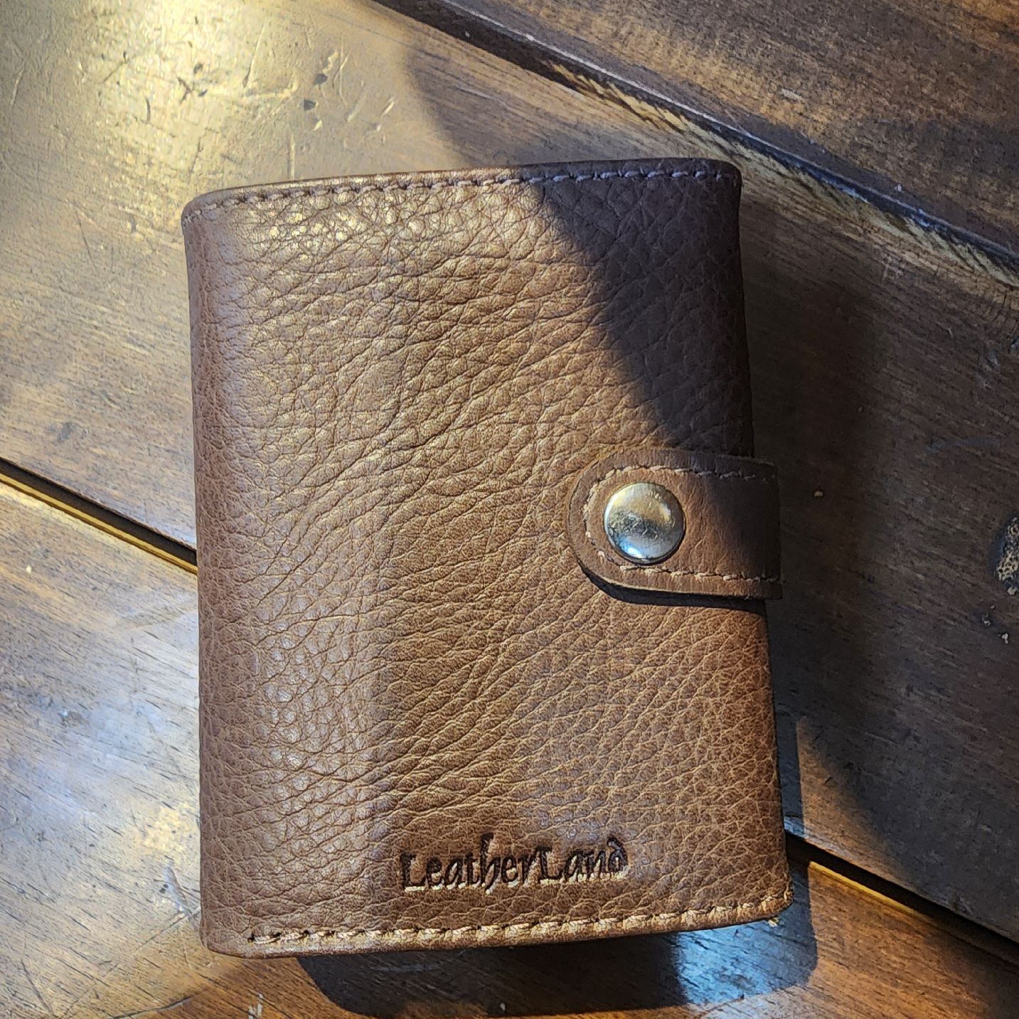 BILLETERA RFID CON PORTA TARJETA LEATHER LAND