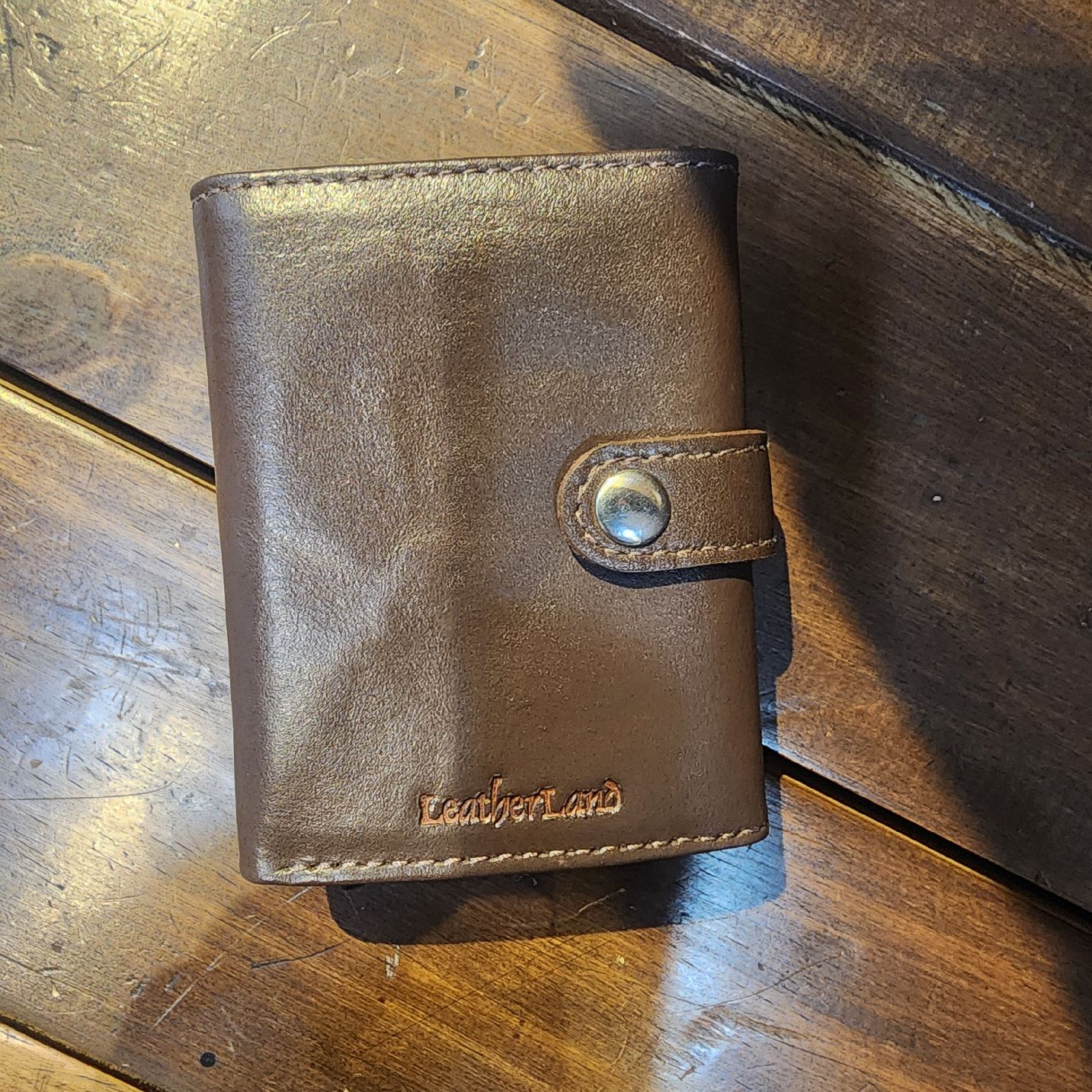 BILLETERA RFID CON PORTA TARJETA LEATHER LAND