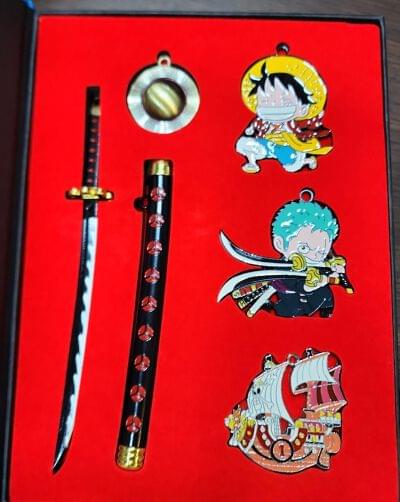 One Piece premium Keychains Gift Set