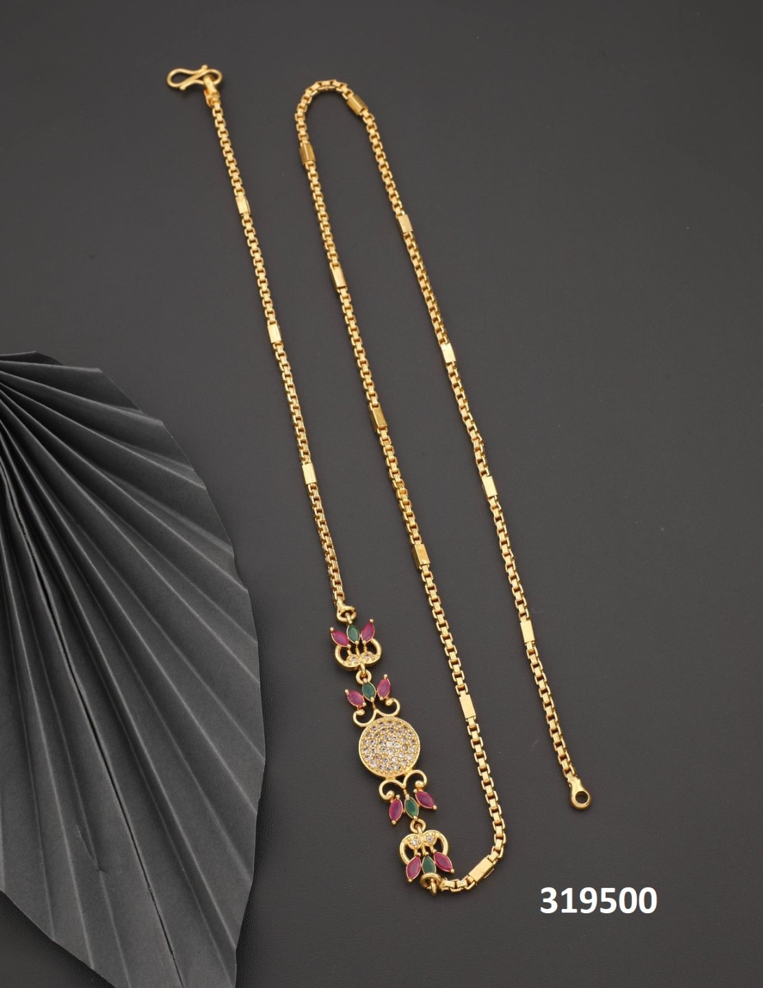 Gold plated floral design mop chain Regaliaz Traders