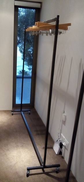 Discount Shop Rails Clothing Rail 1.8 x 1.8 | Intershop Discount Deals