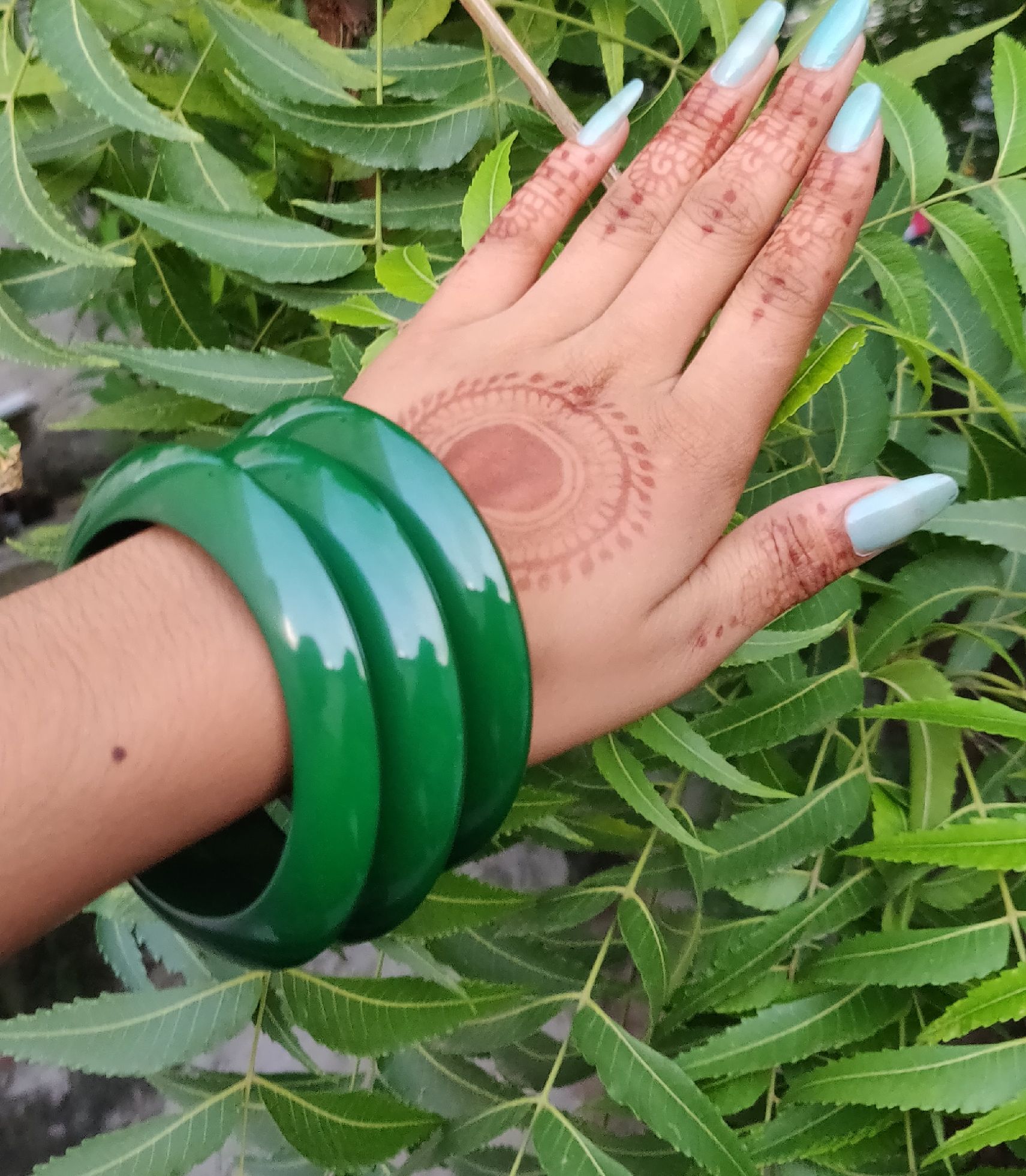 Set of Classic Green Resin Stackable Bangle Set For Women And