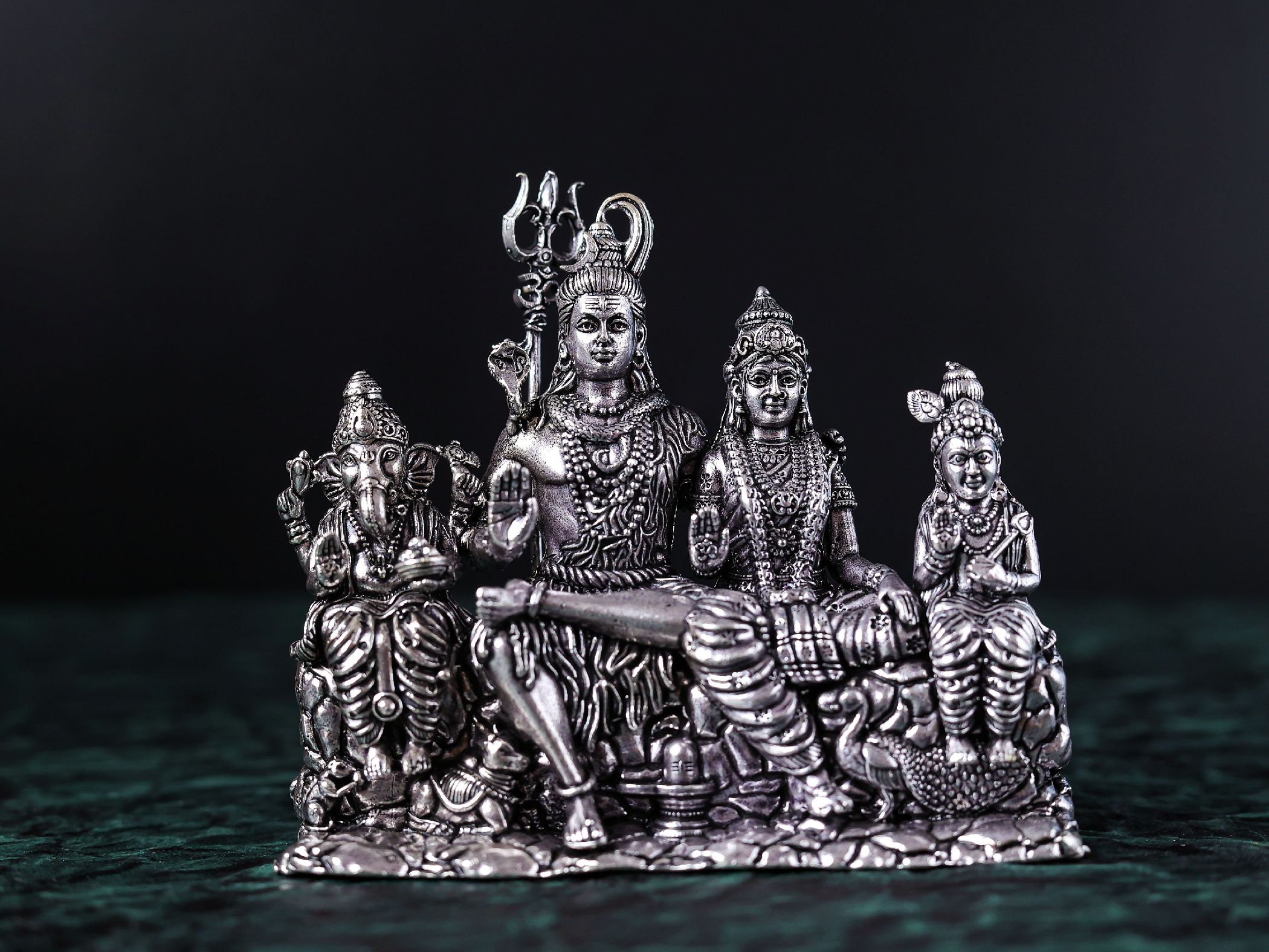 4.5 inch Silver finished Shiva family premium brass statue