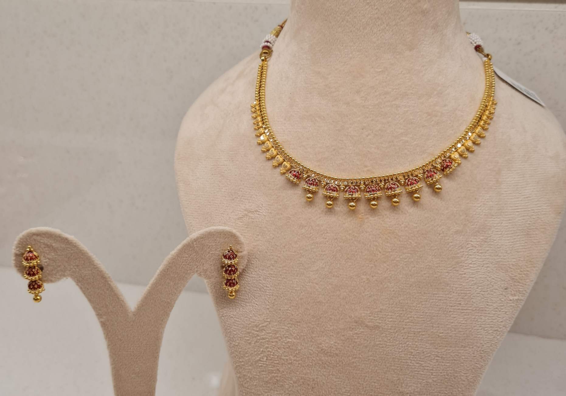 Plain Gold Necklace Set JAISHEEE JEWELLERS PVT LTD