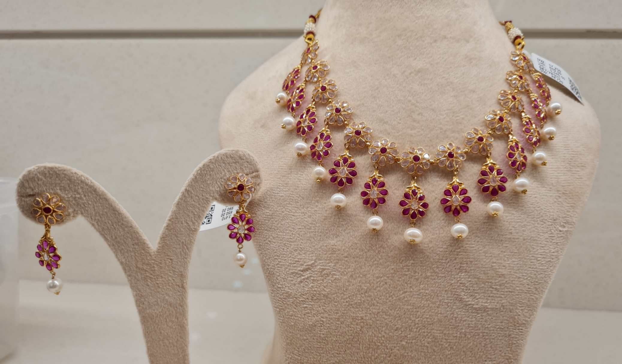 Set 22kt | JAISHEEE JEWELLERS PVT LTD