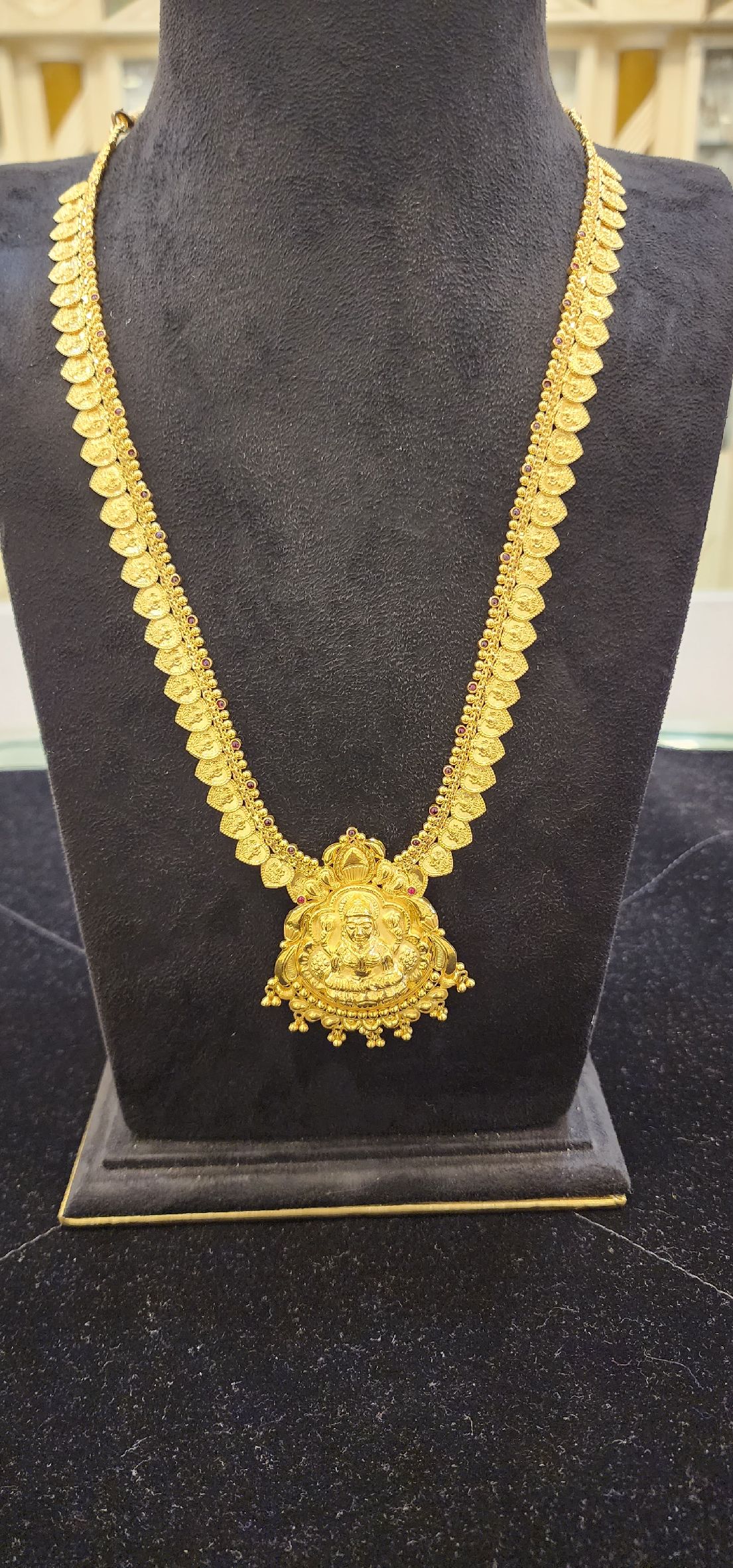 Haram Designs Pavan Gold Necklace With Price Pavun Haram Designs 2025