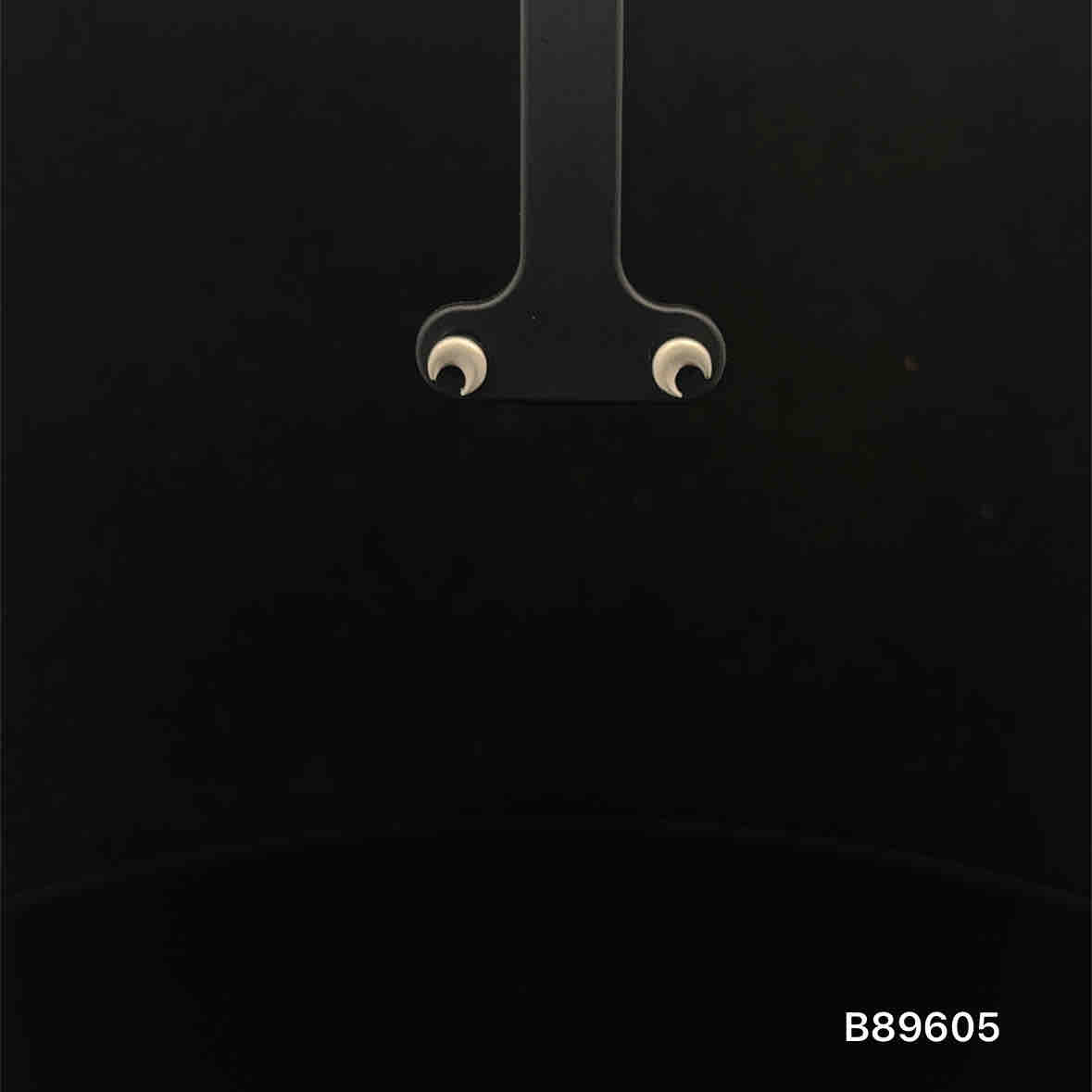 b89605