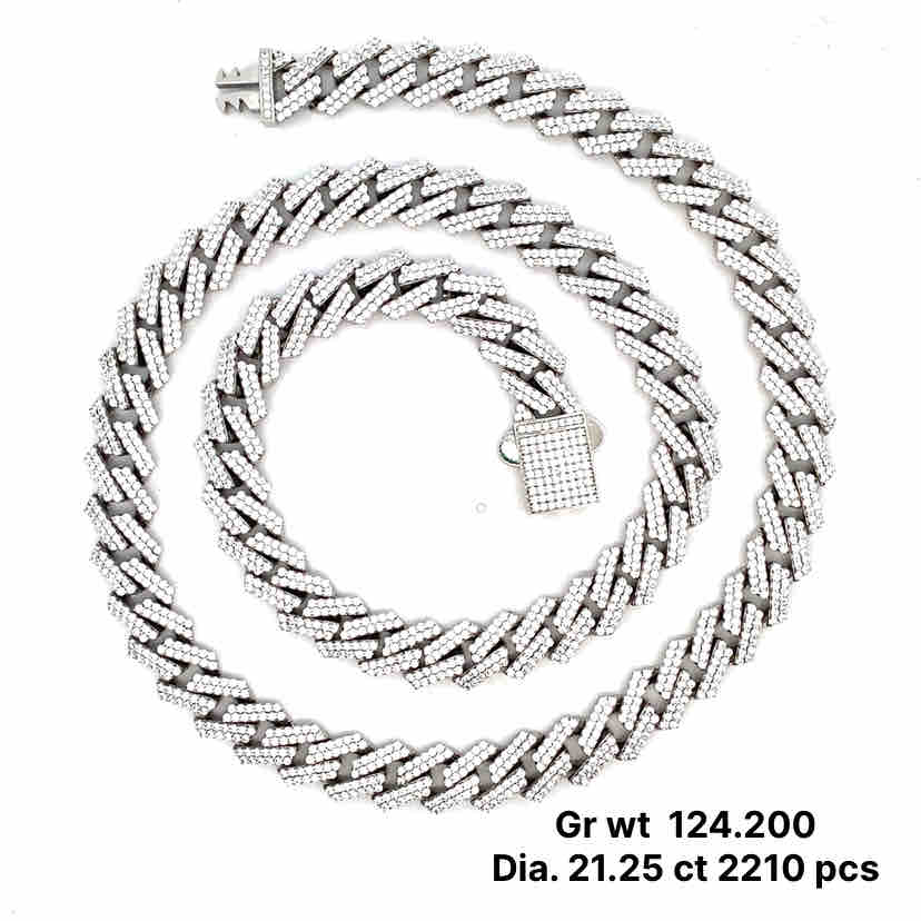 cuban-chain-with-diamond-