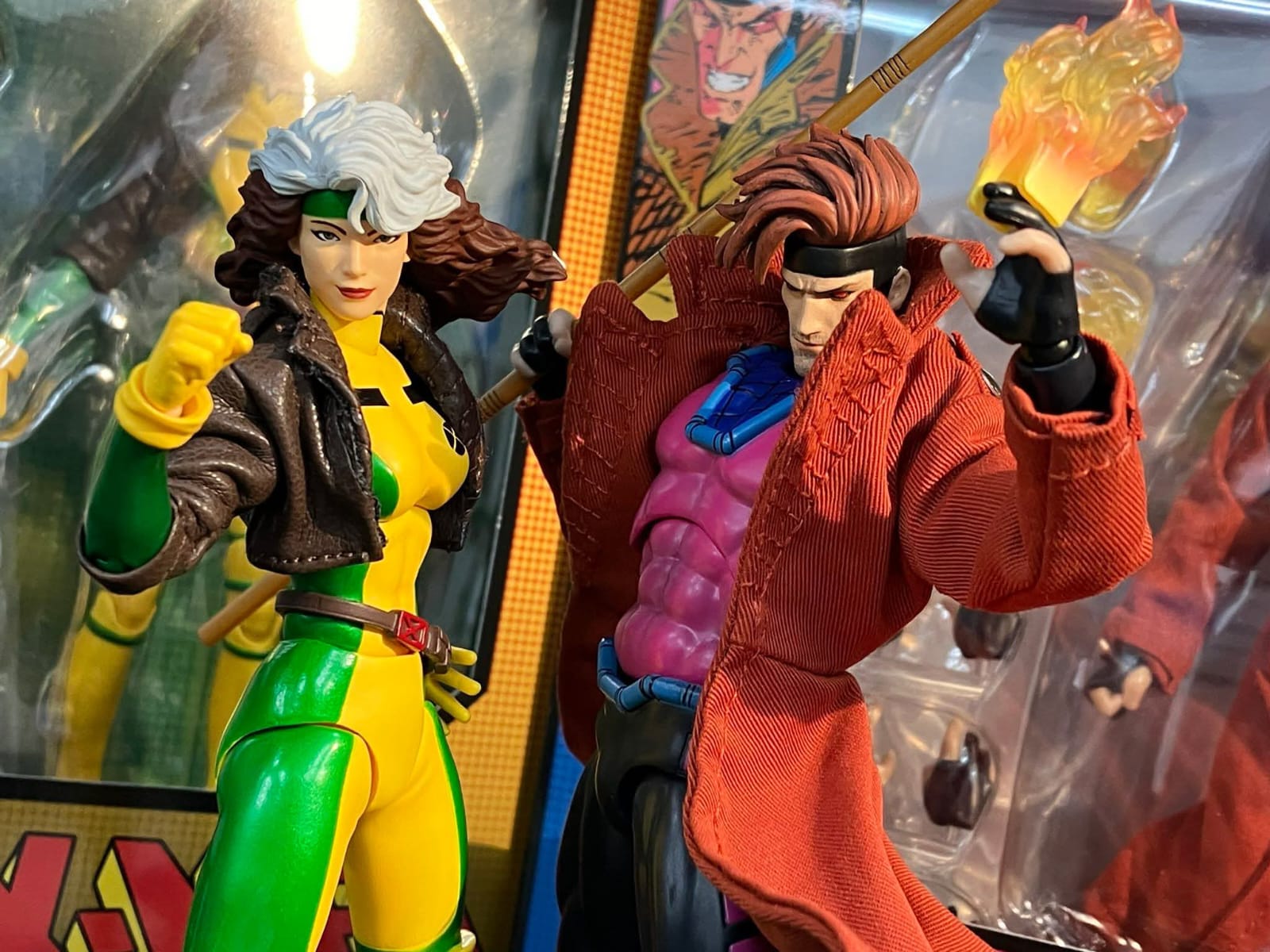 マフェックス No.242 X-Men Rogue Comic Ver. MAFEX No.242 X-men - ROGUE (COMIC Ver.) – Xavier Cal Customs and