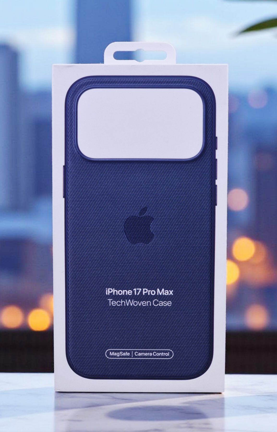 Apple iPhone Crossbody Strap ネイビー