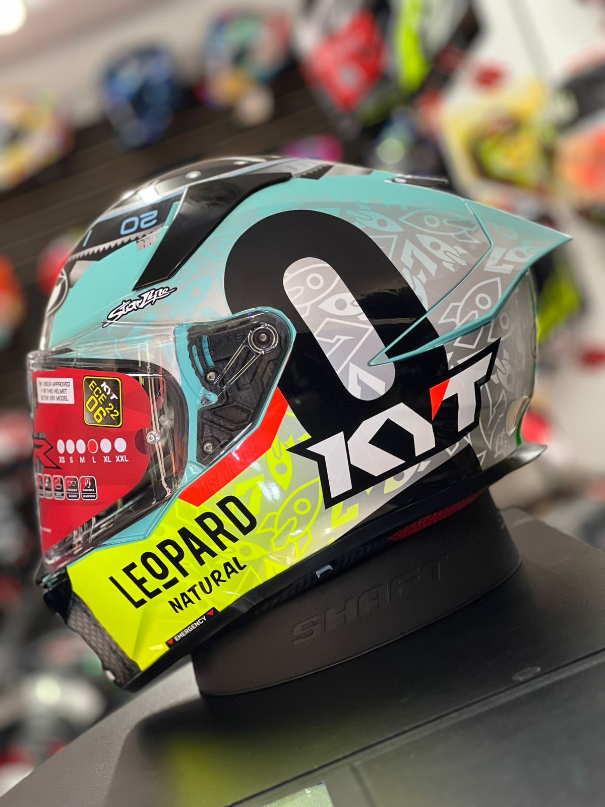 KYT TT-REVO LEOPARD REPLICA DISTRICASCOS