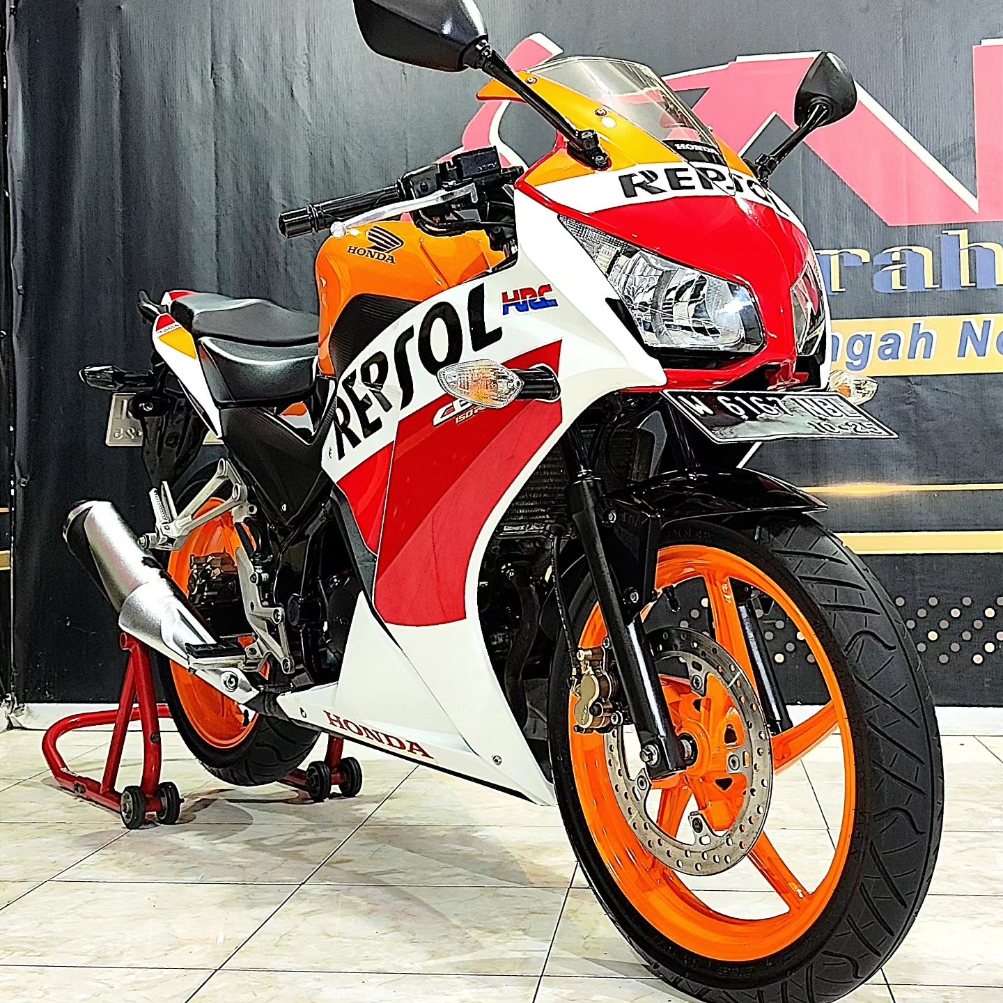 150r Price In Review Cbr 150 Honda Cb150r Cbr150r Repsol Price