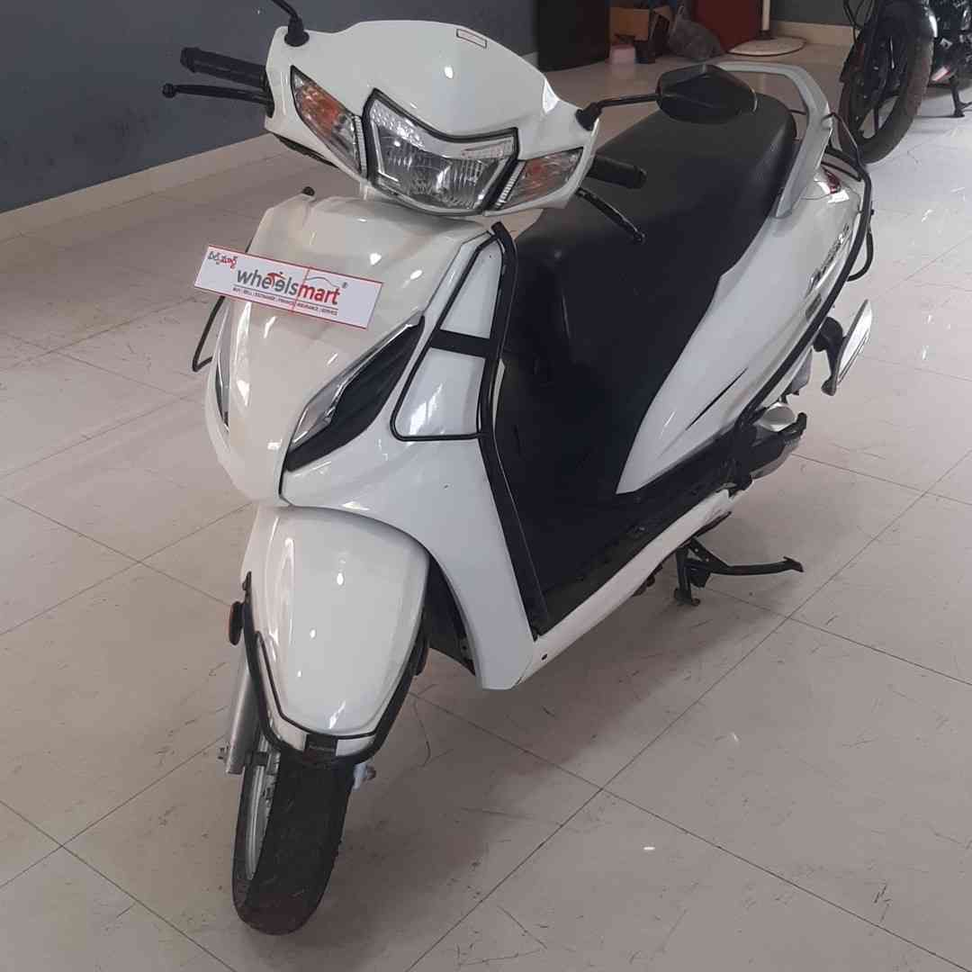 White Silver Colour Activa 6g White Colour Activa 6g Price Dlx