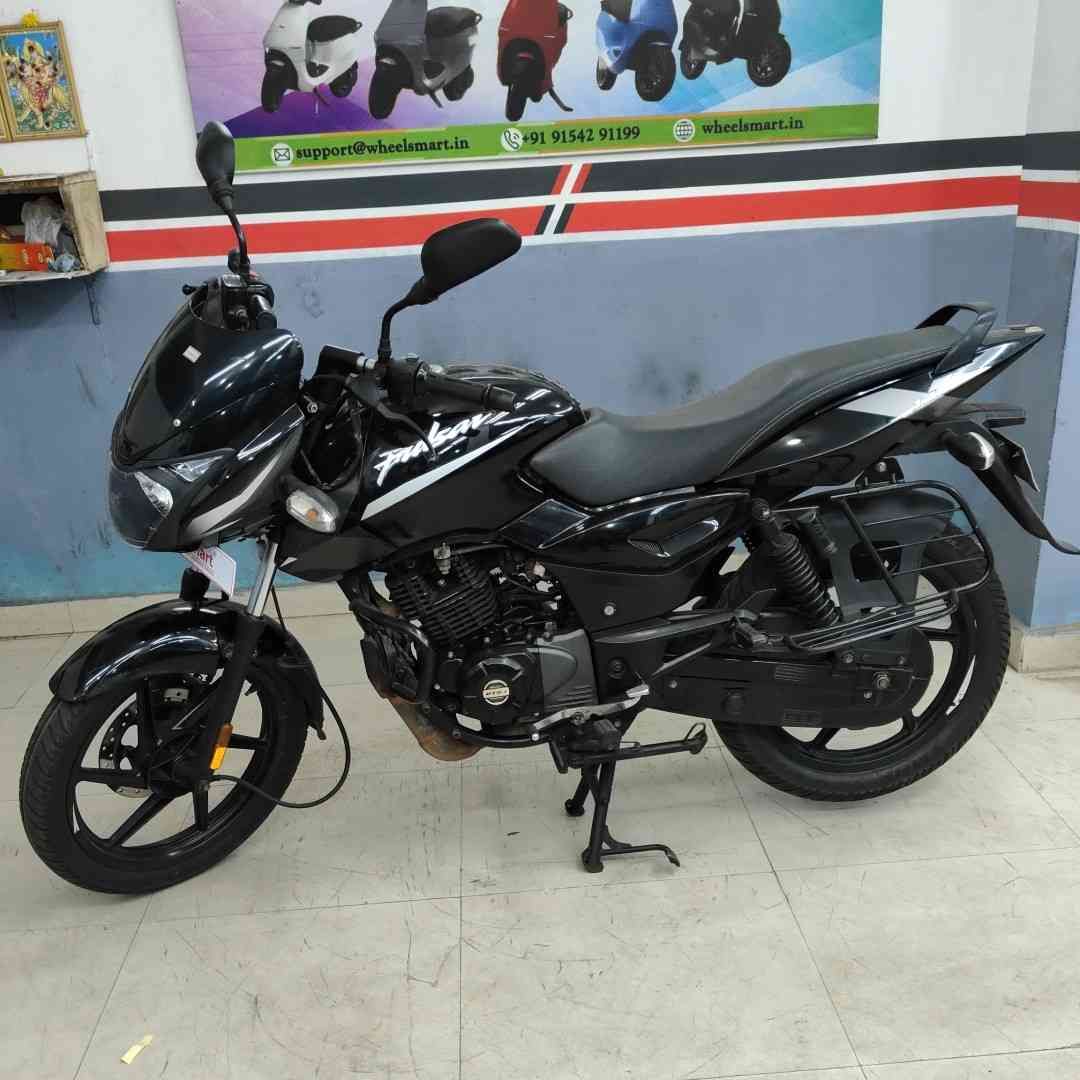 Pulsar 125 Carbon Split Seat Price Pulsar 125 Split Seat Bajaj