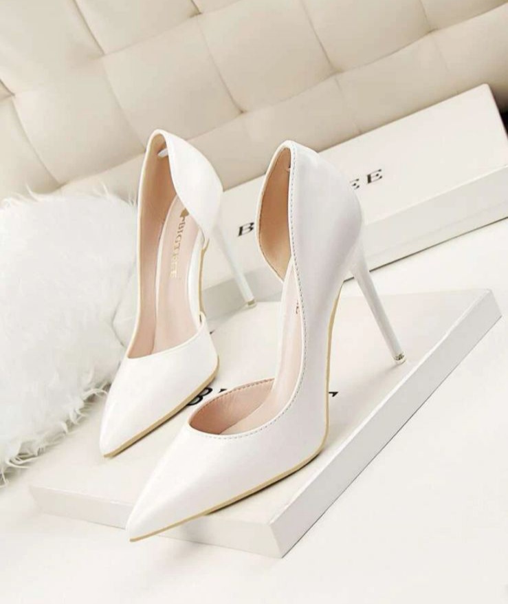 elegantes zapatos de tacón fino Bellas Exclusividades