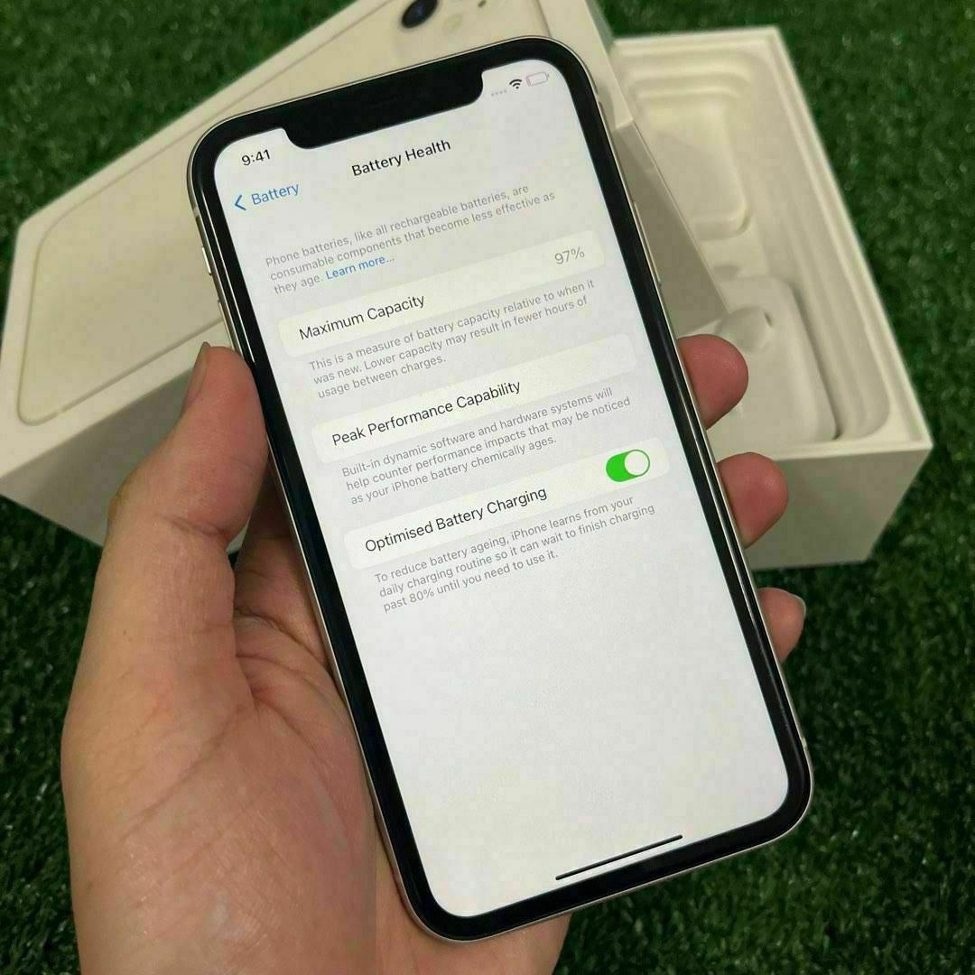 iphone 15 Plus 128GB バッテリ100% ブラック充放電97回 iphone 15
