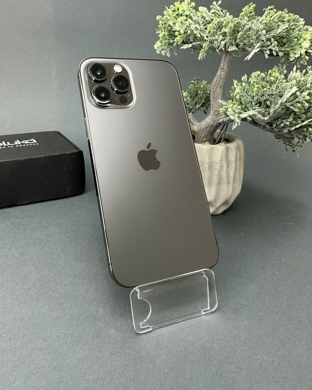 Apple iPhone 12 Pro スペースグレー