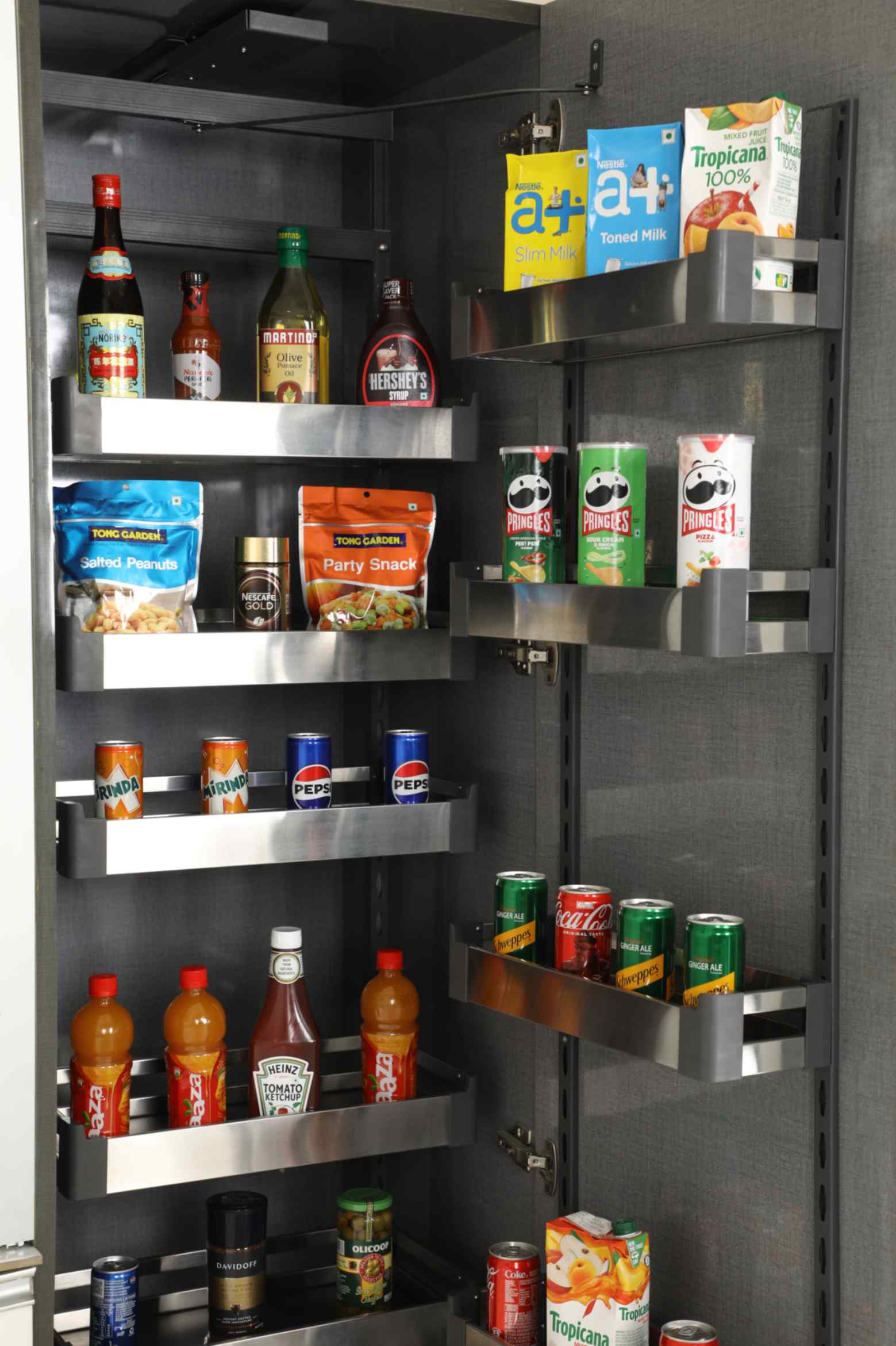 PANTRY UNITS | Avocetmobily