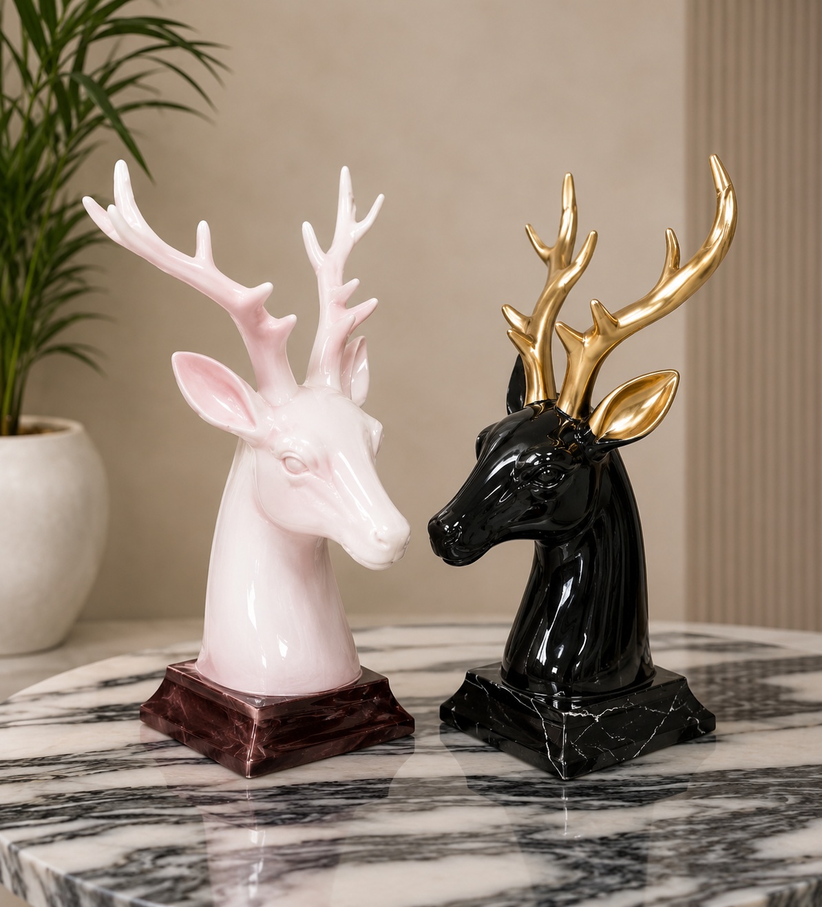 Reindeer Head Showpiece